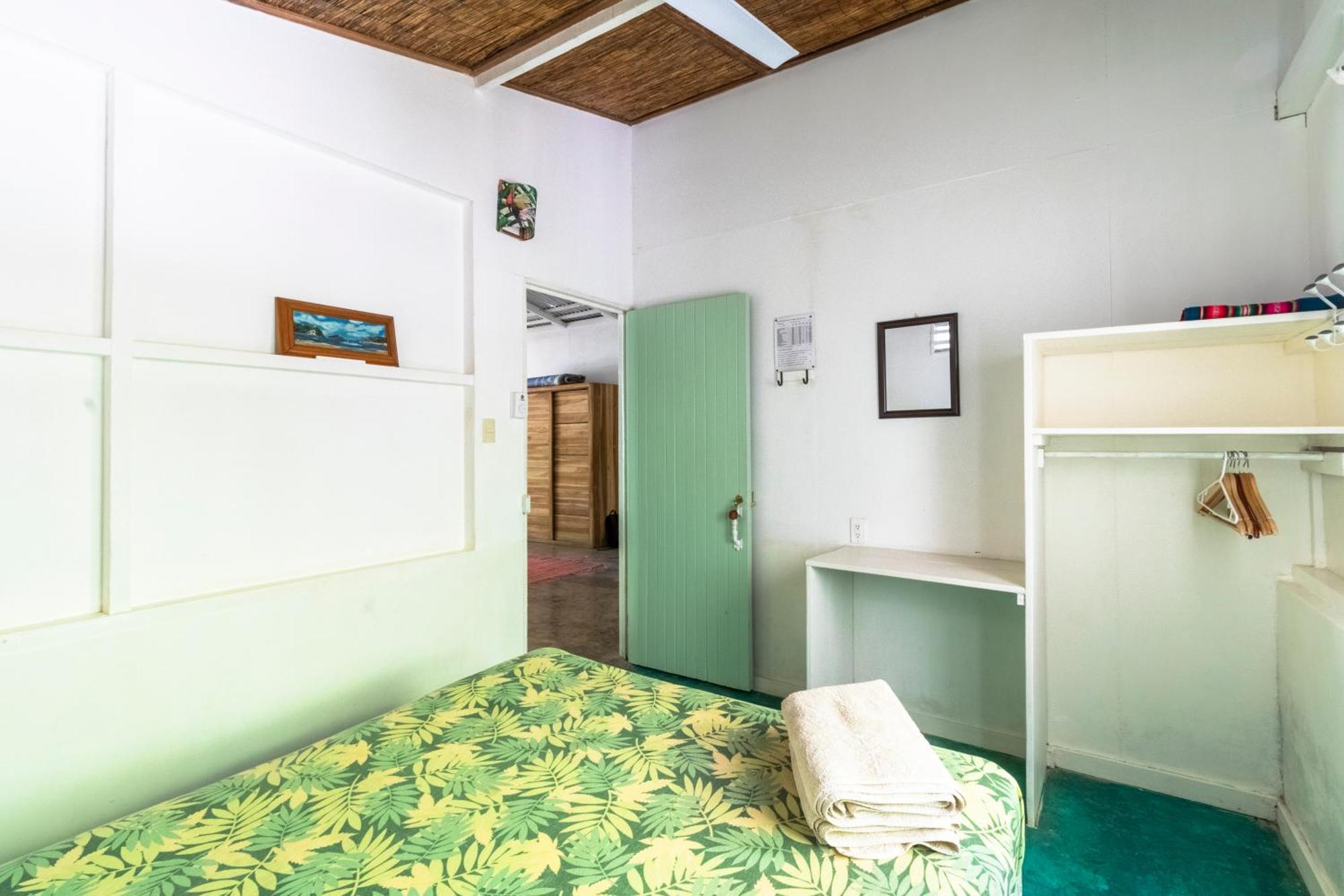 Bajo El Arbol B&B Playa Santa Teresa  Exterior photo